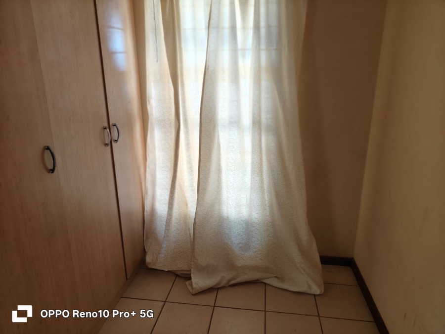 To Let 2 Bedroom Property for Rent in Promosa North West